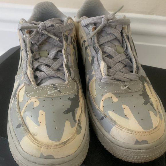 Nike Air shoes - Picture 1 of 6